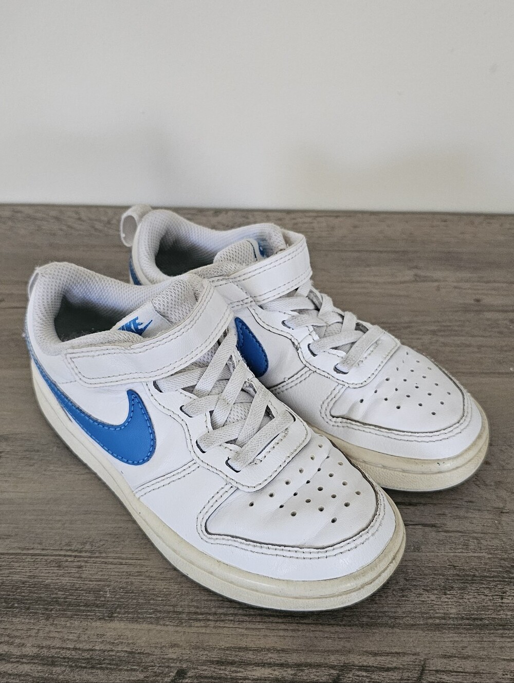 Nike Kids' Court Borough Low kids Boy Girl 12 C White Blue Sneakers